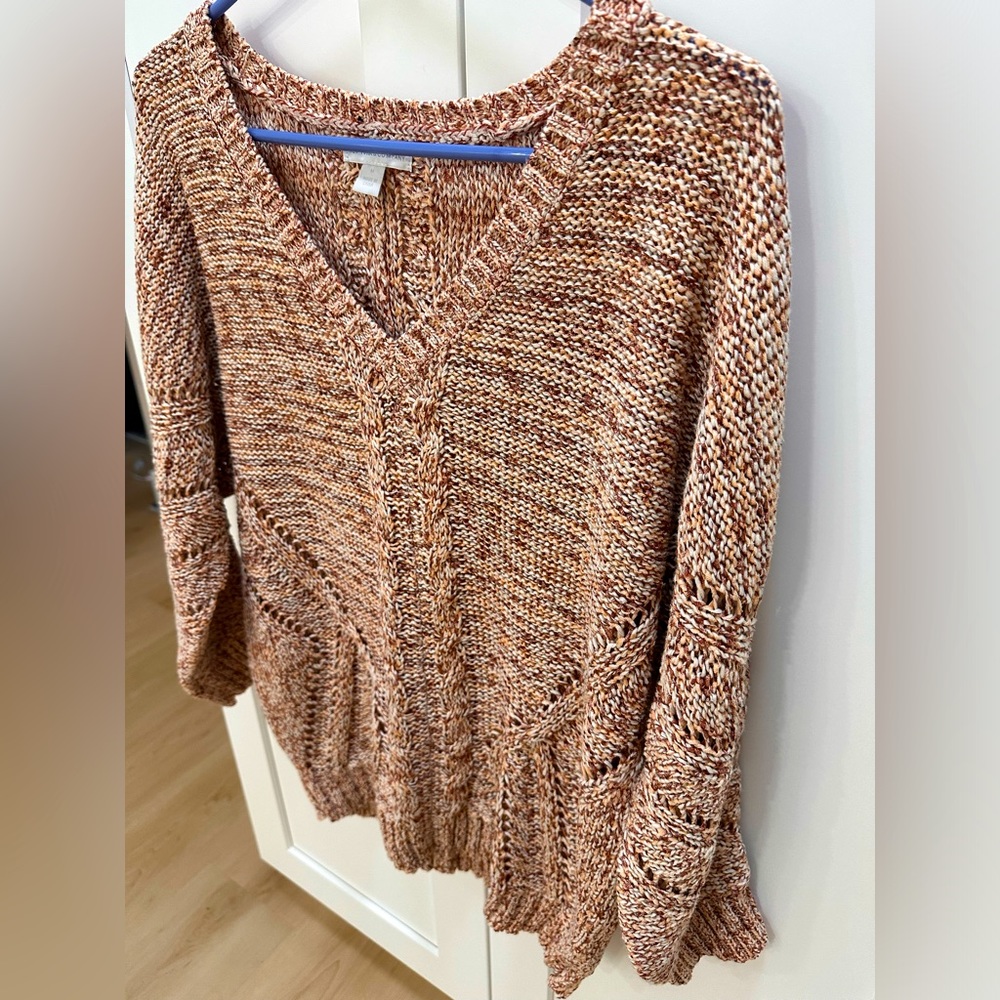 Cute Warm Women’s Sweater Size M